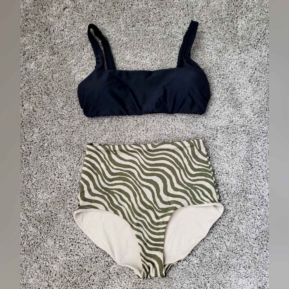 Andie swimsuit - Picture 1 of 5